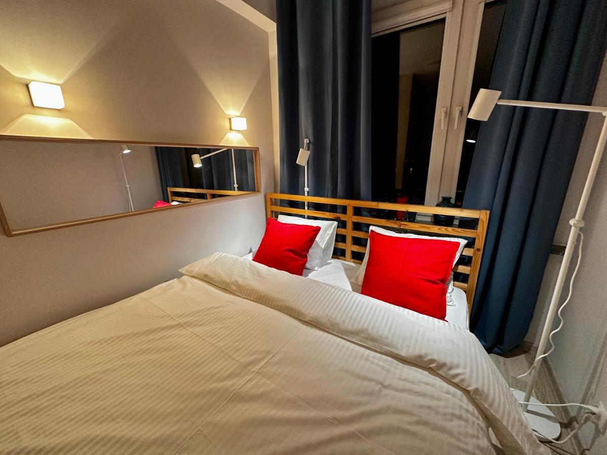 Decor 3 Metro Fast Wifi 1Gbs 80'Tv Hbo Disney Appletv Warszawa Zewnętrze zdjęcie
