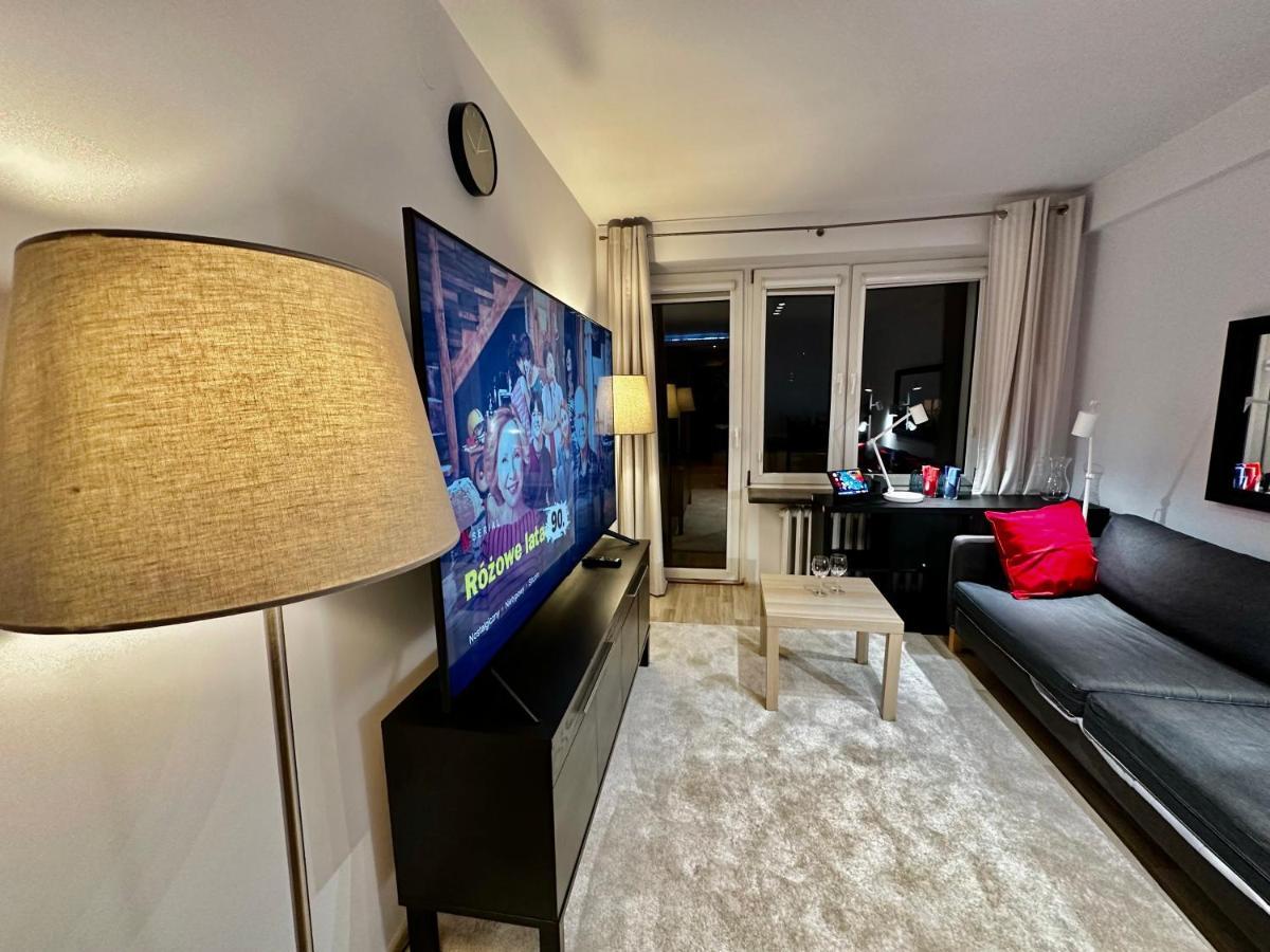 Decor 3 Metro Fast Wifi 1Gbs 80'Tv Hbo Disney Appletv Warszawa Zewnętrze zdjęcie